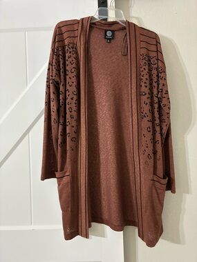 bobeau Rust Open-Front Cardigan with Leopard Print Accents
